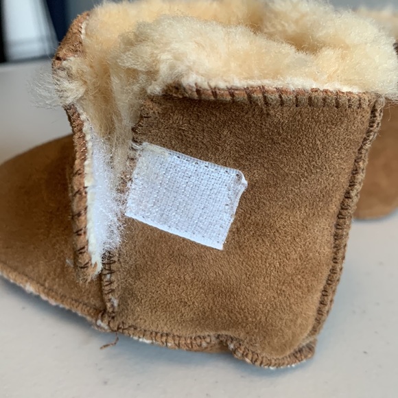 UGG Baby Booties - Picture 4 of 10